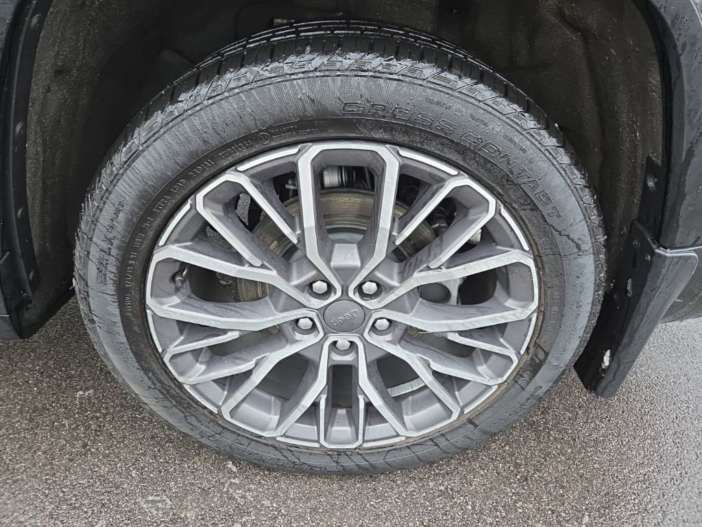 Certified 2023 Jeep Grand Cherokee L Summit image 13