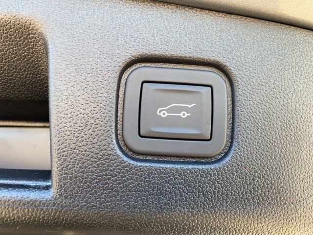 Used 2025 Chevrolet Blazer EV RS AWD/4WD image 30