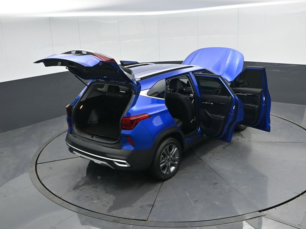 Used 2023 Kia Seltos S w/ Navigation Package image 47