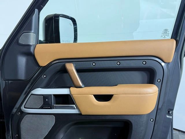 Used 2023 Land Rover Defender 130 First Edition AWD/4WD image 18