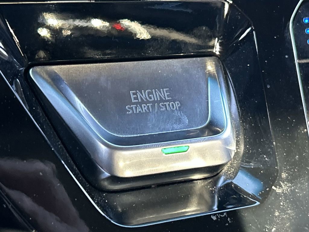 Used 2024 GMC Sierra 1500 AT4 w/ AT4 Preferred Package AWD/4WD image 17