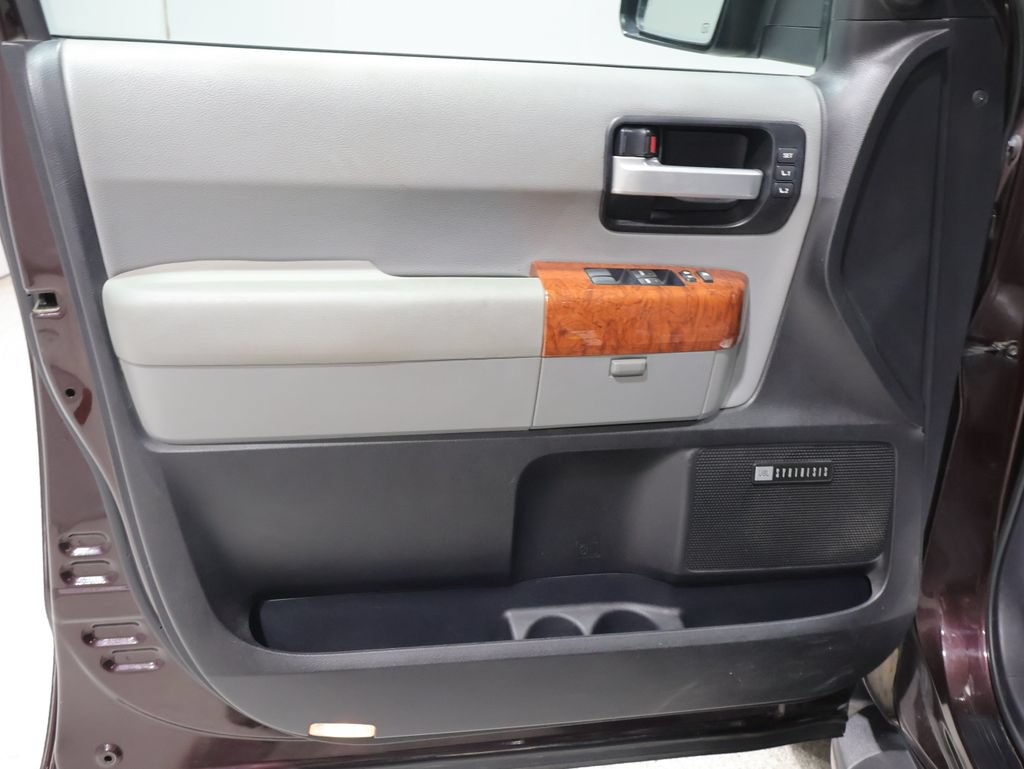 Used 2019 Toyota Sequoia Platinum AWD/4WD image 13
