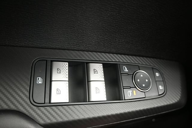 New 2026 Mitsubishi Outlander ES FWD image 23