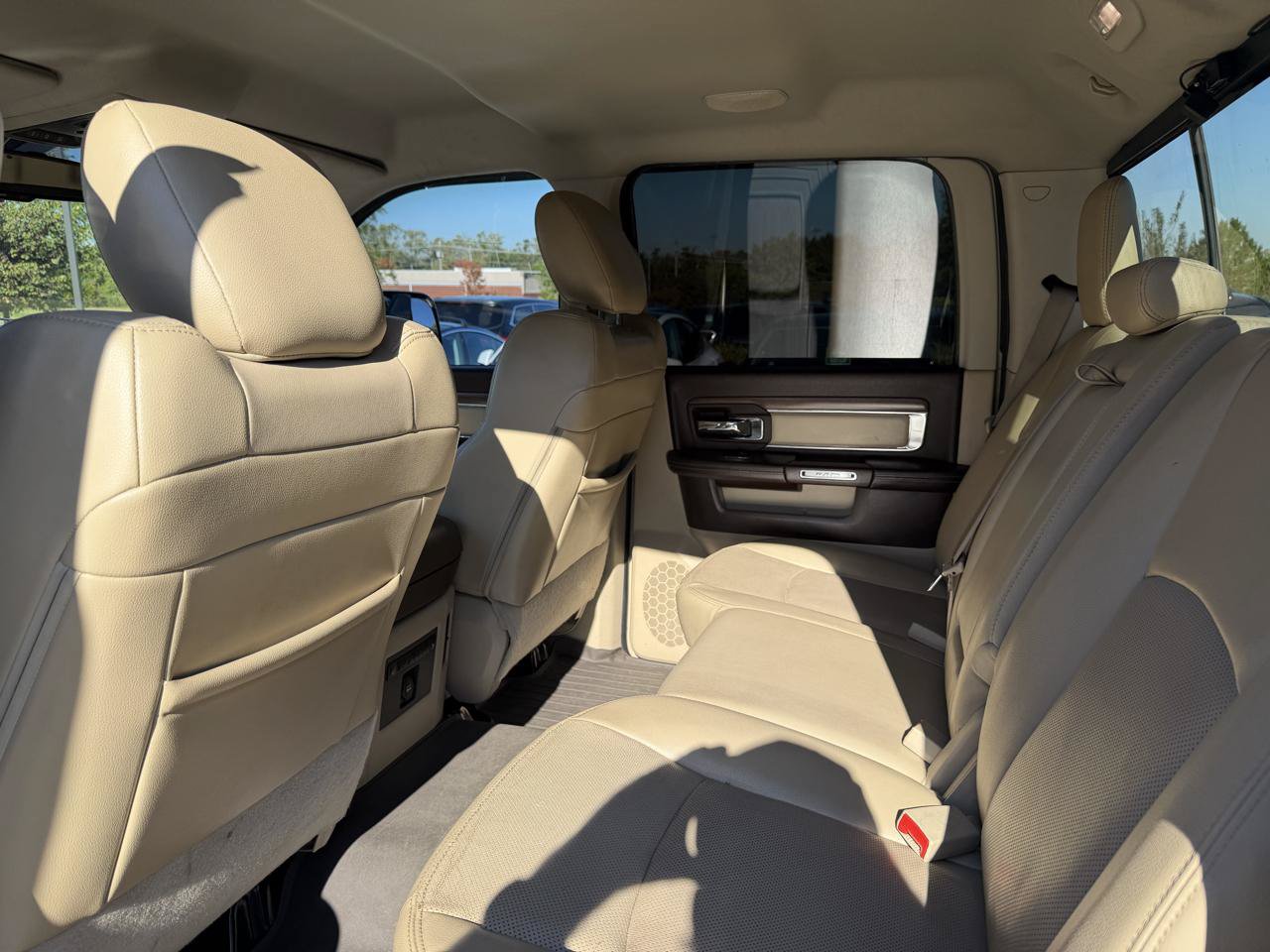 Used 2014 RAM 2500 Laramie w/ Protection Group AWD/4WD image 14