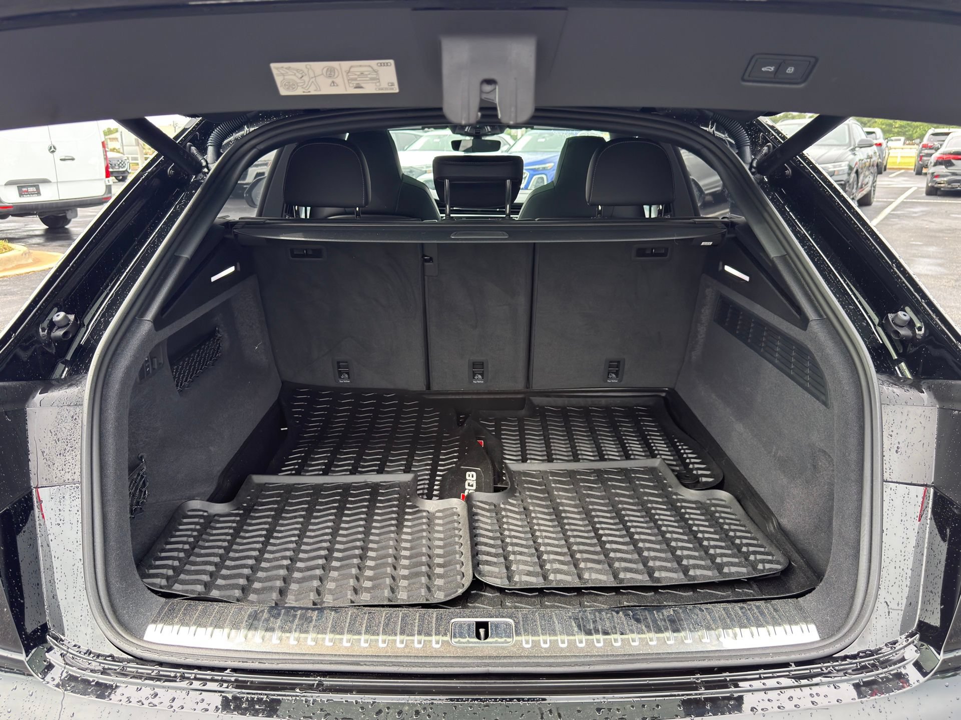 Certified 2024 Audi SQ8 Premium Plus w/ Executive Package AWD/4WD image 11