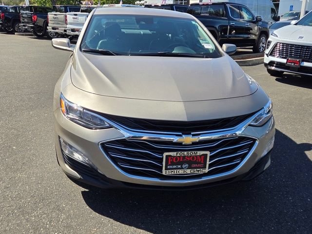 Used 2024 Chevrolet Malibu LT FWD image 2