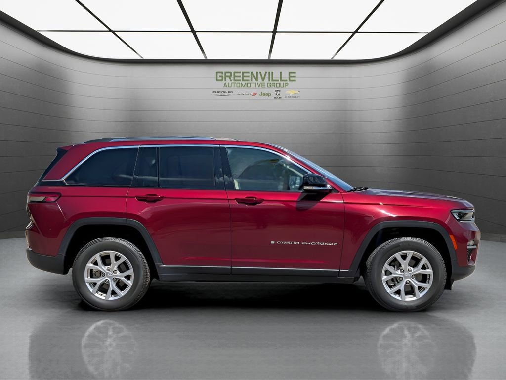 Used 2022 Jeep Grand Cherokee Limited image 9