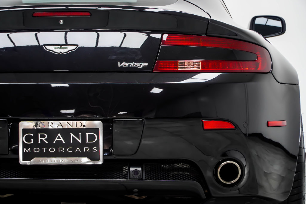 Used 2007 Aston Martin V8 Vantage Coupe RWD image 21