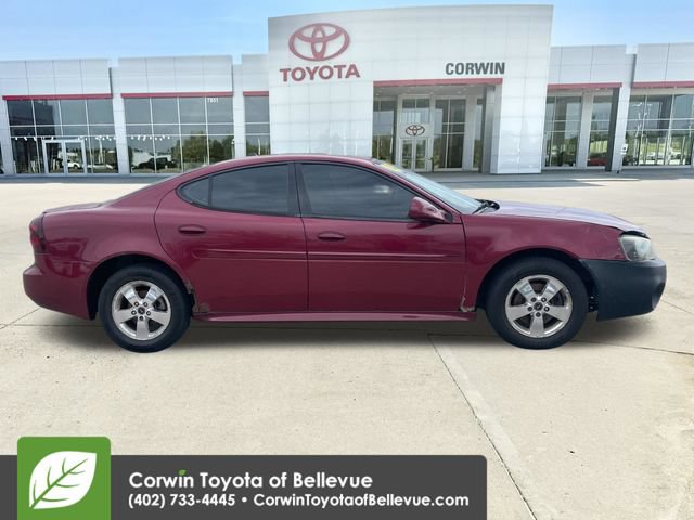 Used 2005 Pontiac Grand Prix GT w/ Leather Trim Package FWD image 6
