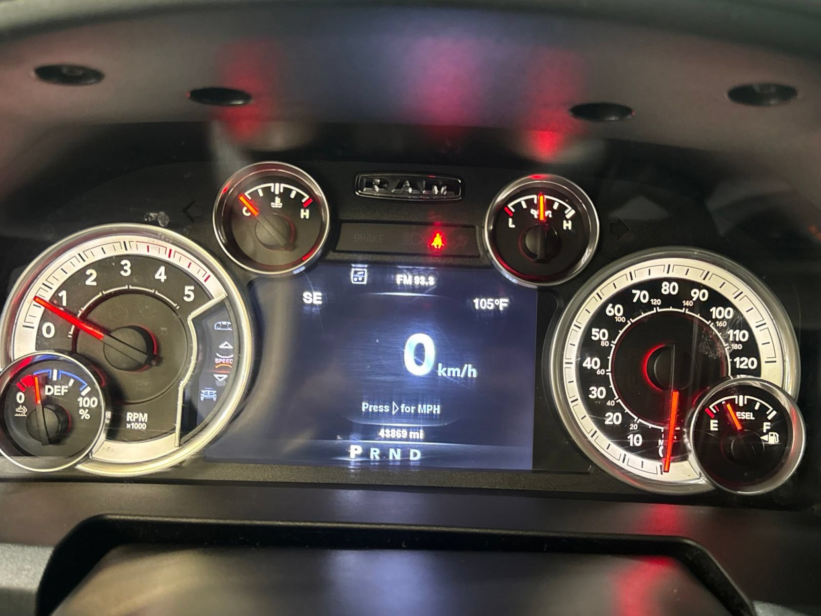 Used 2014 RAM 2500 SLT w/ Luxury Group AWD/4WD image 33