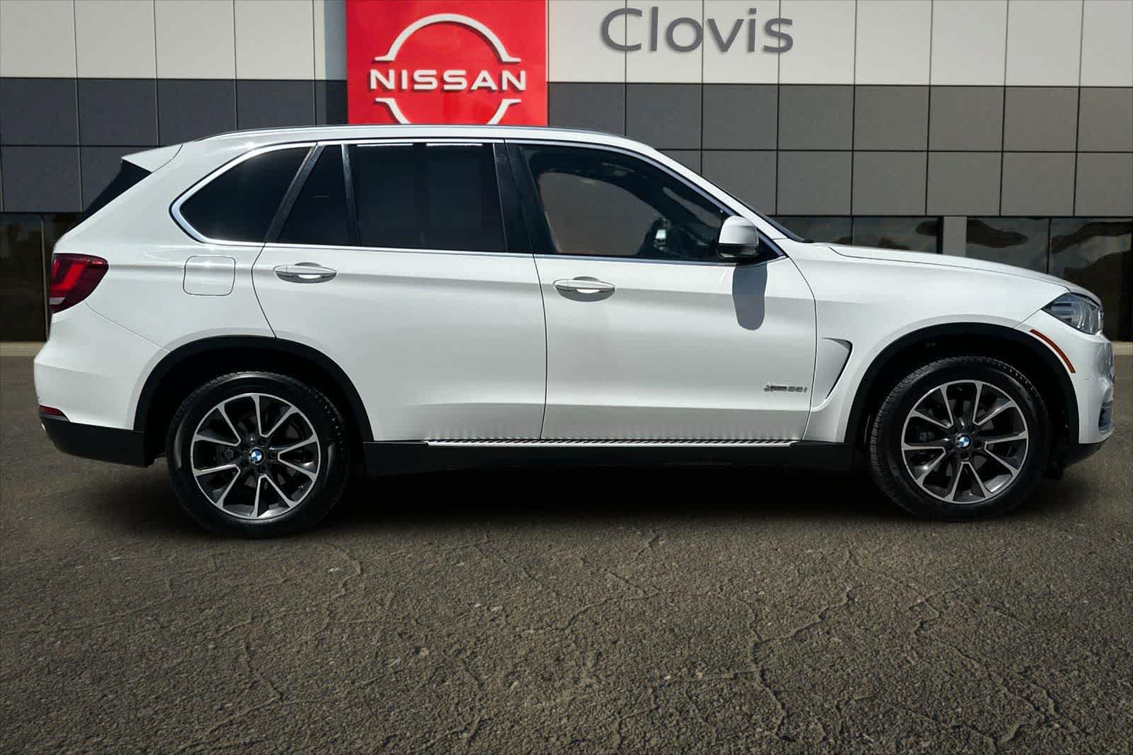 Used 2017 BMW X5 xDrive35i AWD/4WD image 9