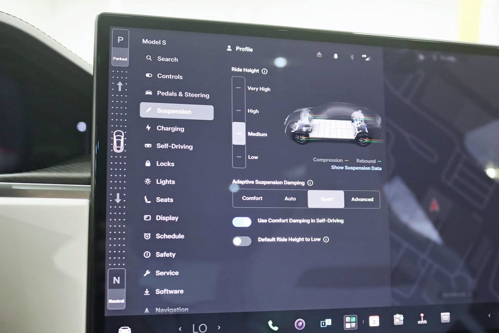 Used 2024 Tesla Model S Plaid AWD/4WD image 22
