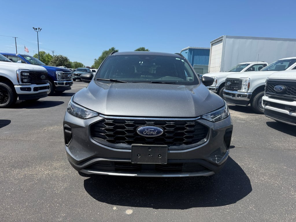 Used 2025 Ford Escape ST-Line AWD/4WD image 3