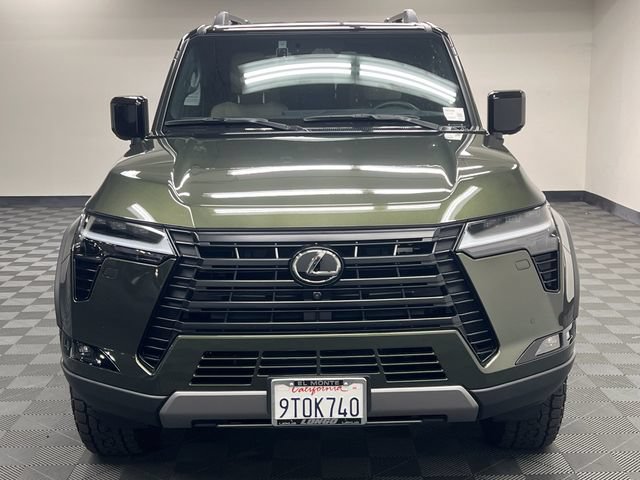 Certified 2025 Lexus GX 550 w/ Accessory Package (CT) AWD/4WD image 3