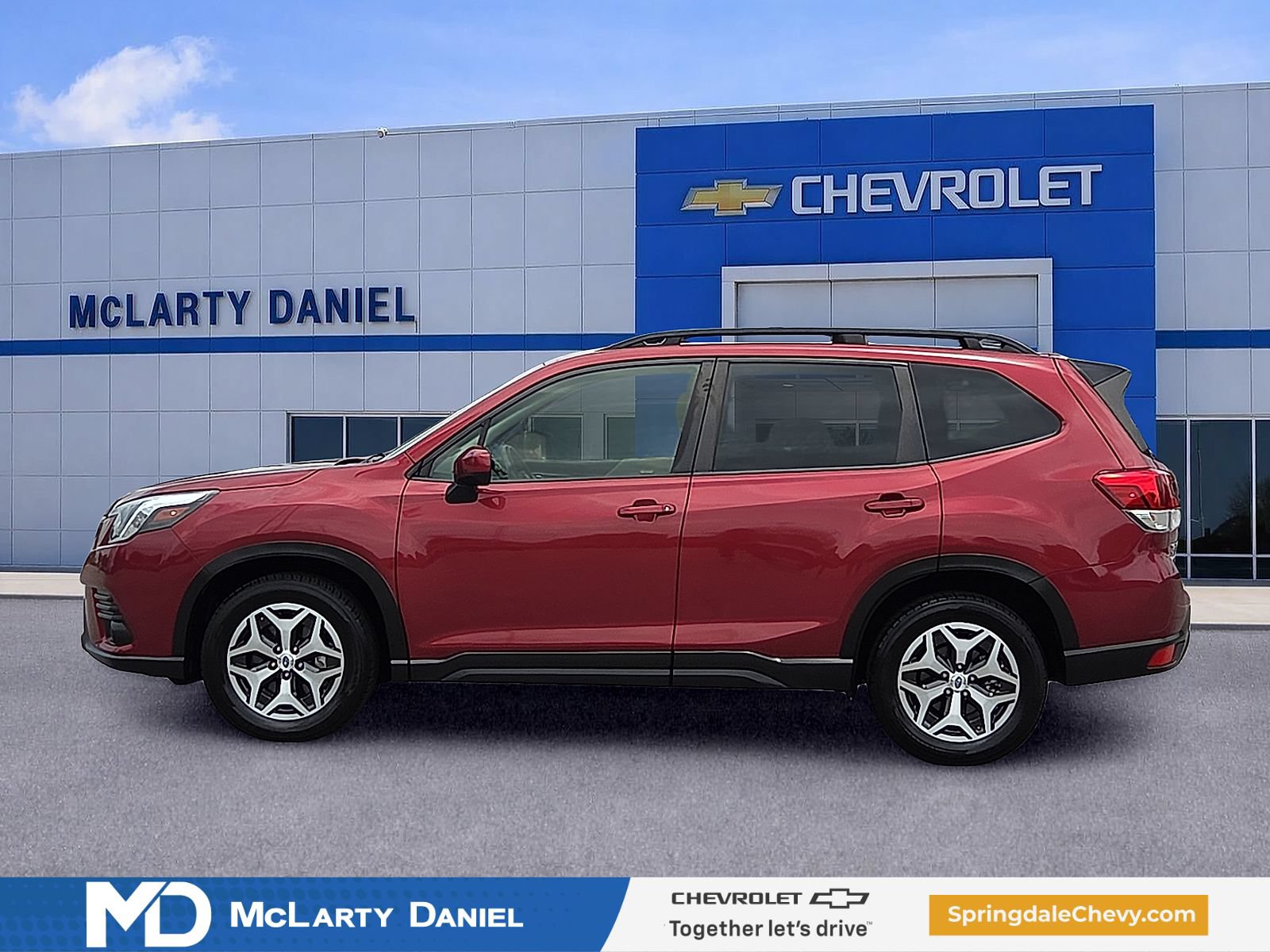 Used 2024 Subaru Forester Premium AWD/4WD image 3