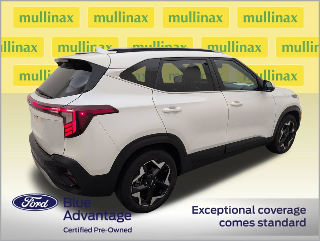 Used 2024 Kia Seltos EX FWD image 3