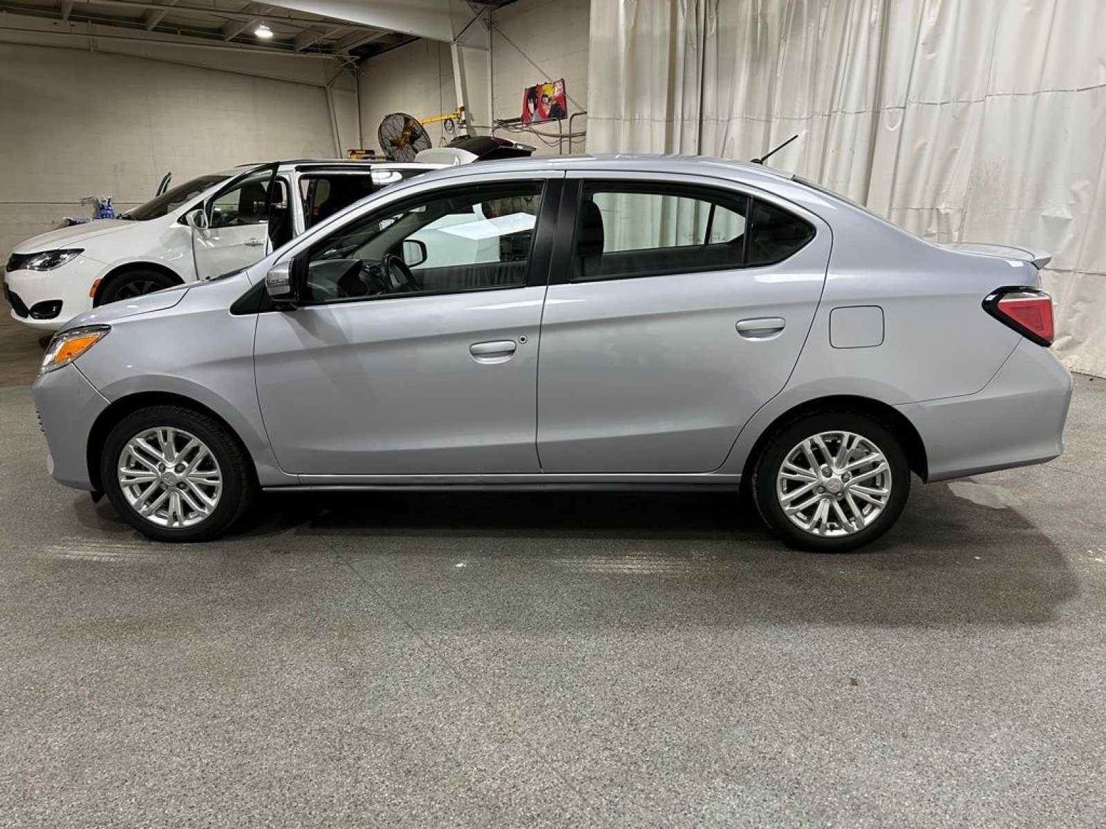 Used 2024 Mitsubishi Mirage G4 SE FWD image 5