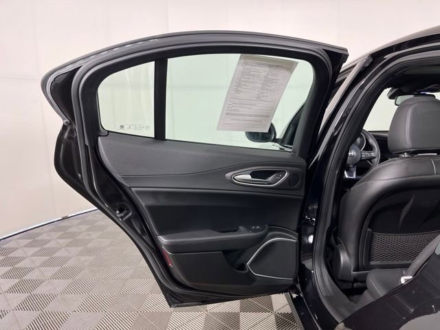 Used 2022 Alfa Romeo Giulia Ti w/ Active Assist Plus Package AWD/4WD image 36