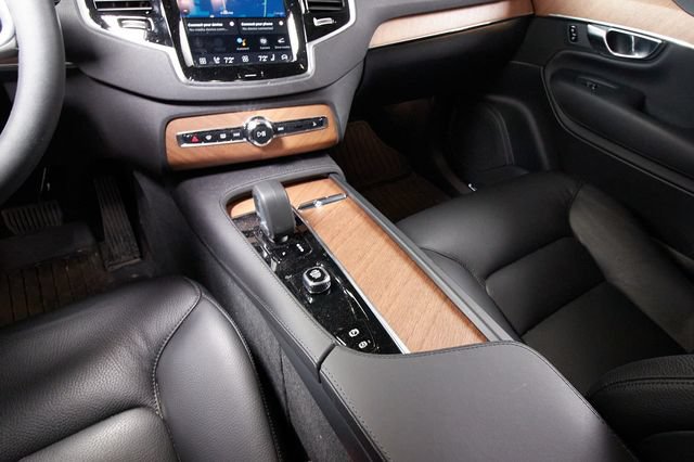 Certified 2023 Volvo XC90 B6 Plus w/ Protection Package Premier AWD/4WD image 10