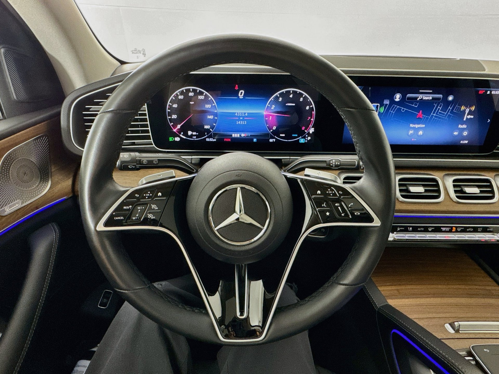Certified 2025 Mercedes-Benz GLE 350 4MATIC image 12