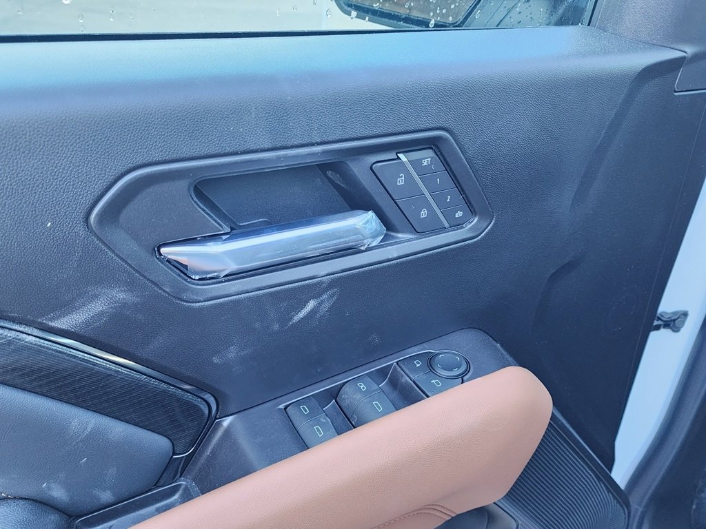 New 2026 GMC Canyon AT4 w/ Technology Plus Package image 14