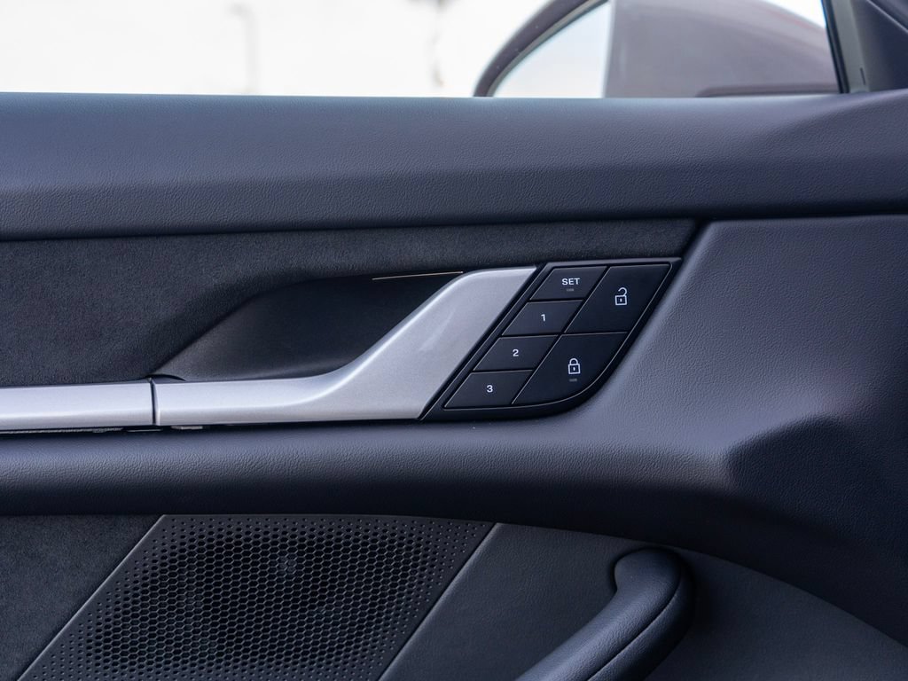 New 2026 Porsche Taycan Turbo GT AWD/4WD image 29