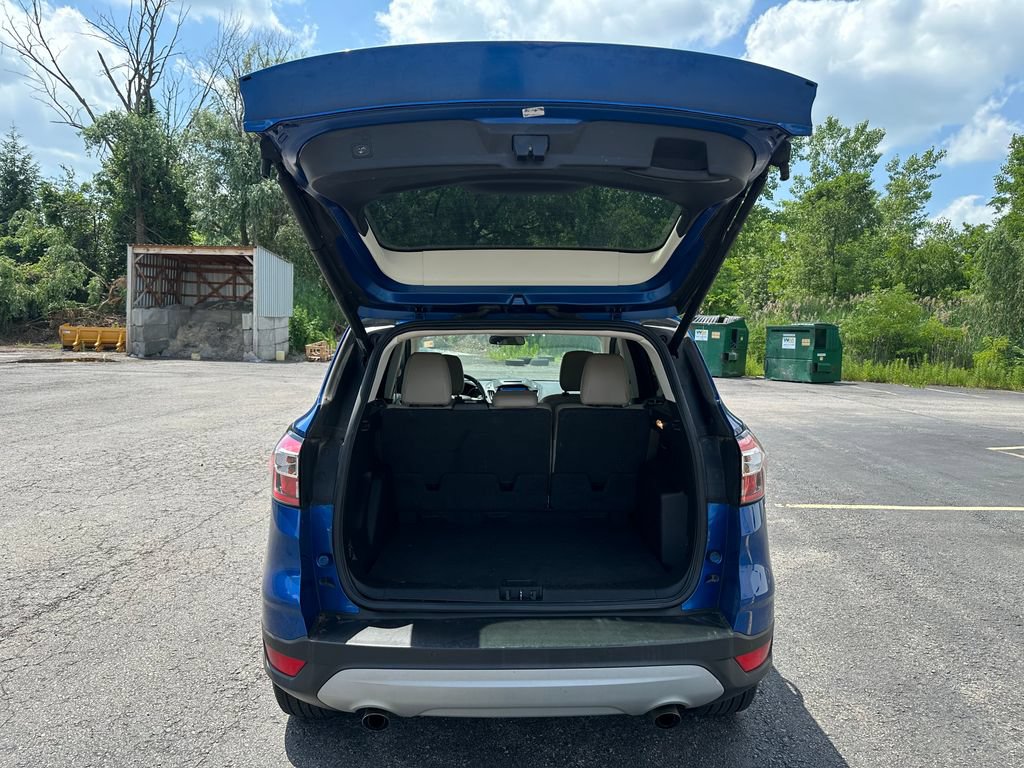 Used 2018 Ford Escape SEL AWD/4WD image 16