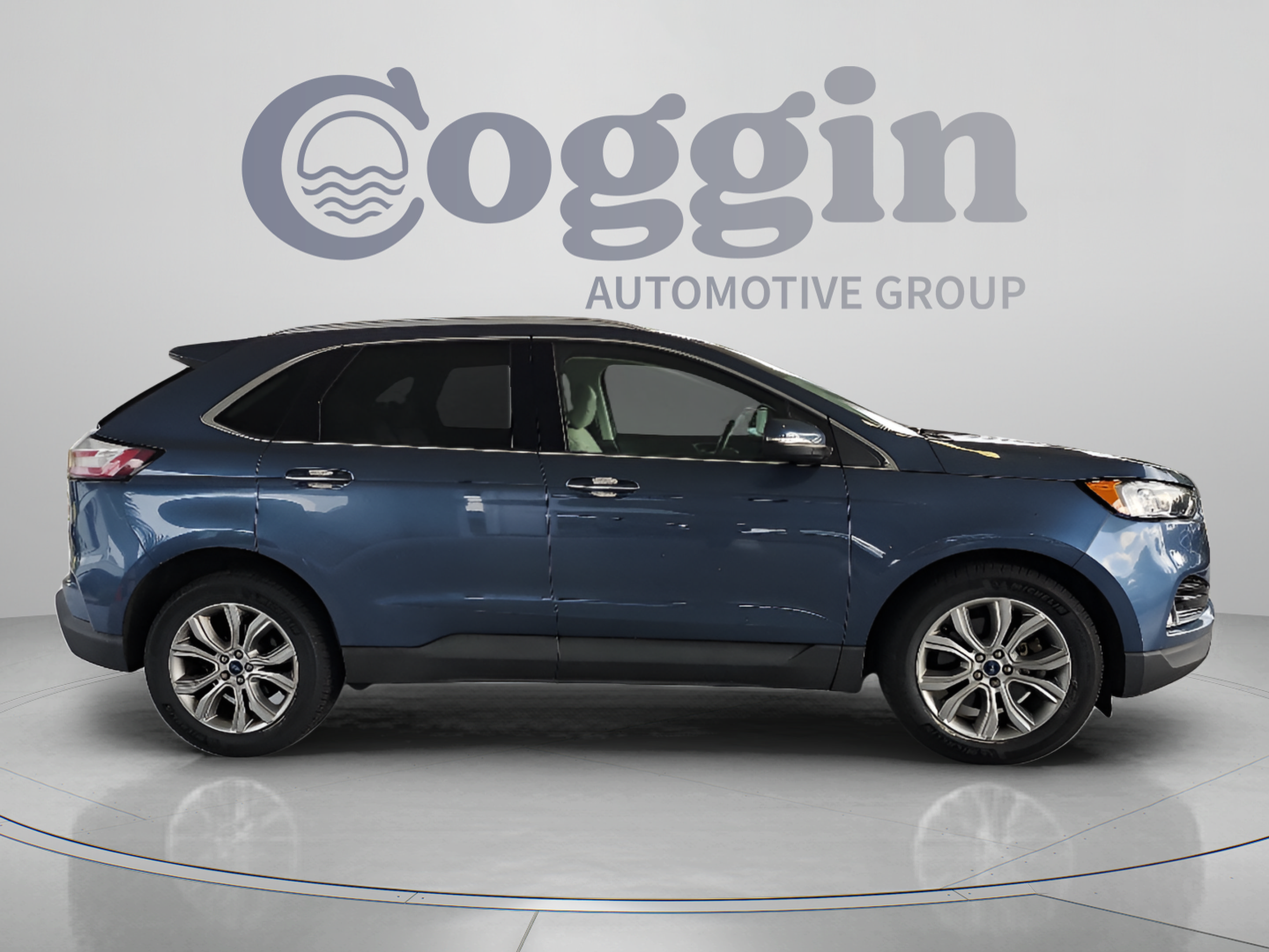 Used 2019 Ford Edge Titanium w/ Cold Weather Package AWD/4WD image 6