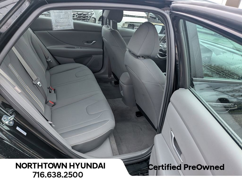 Certified 2025 Hyundai Elantra Sport FWD image 30