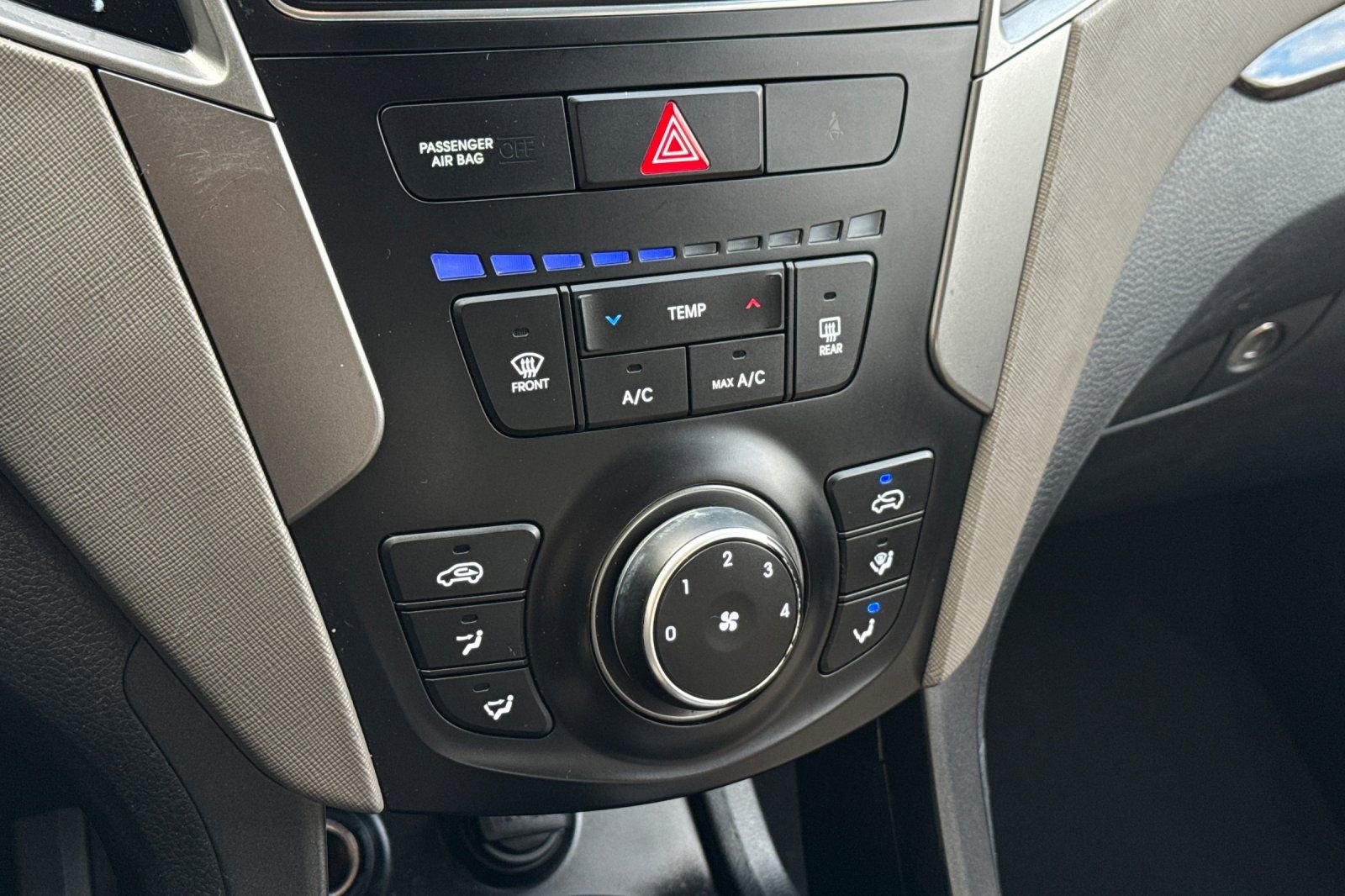 Used 2018 Hyundai Santa Fe Sport AWD/4WD image 20