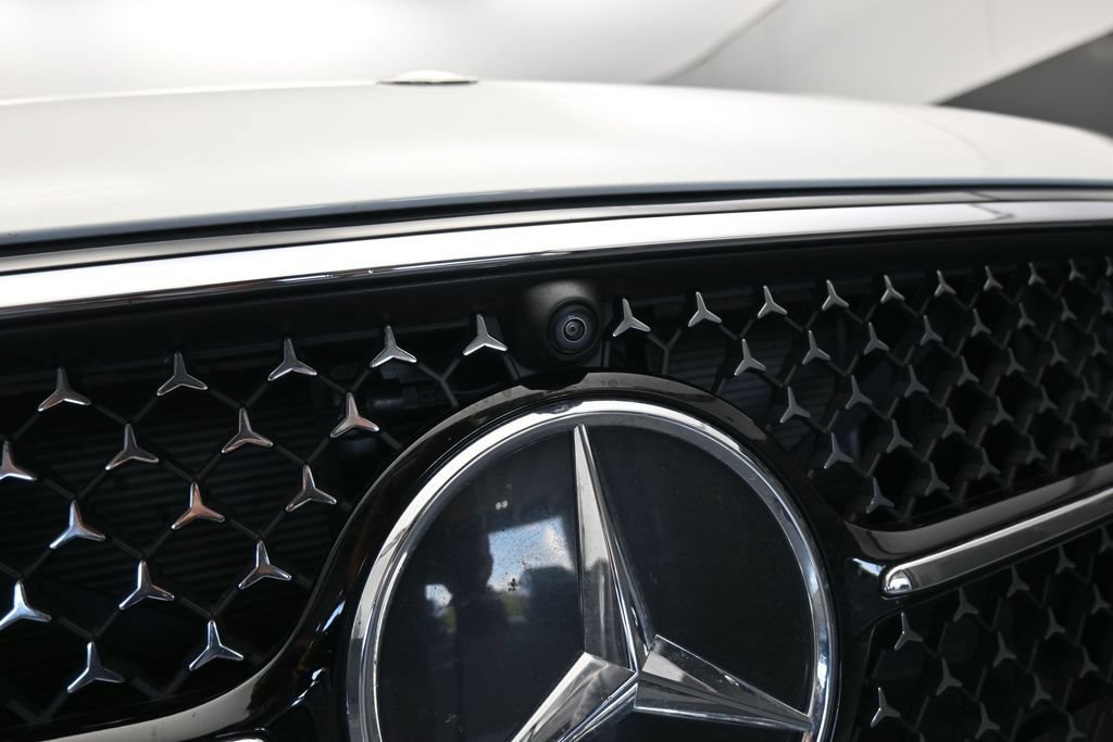 Used 2025 Mercedes-Benz E 350 Sedan image 54
