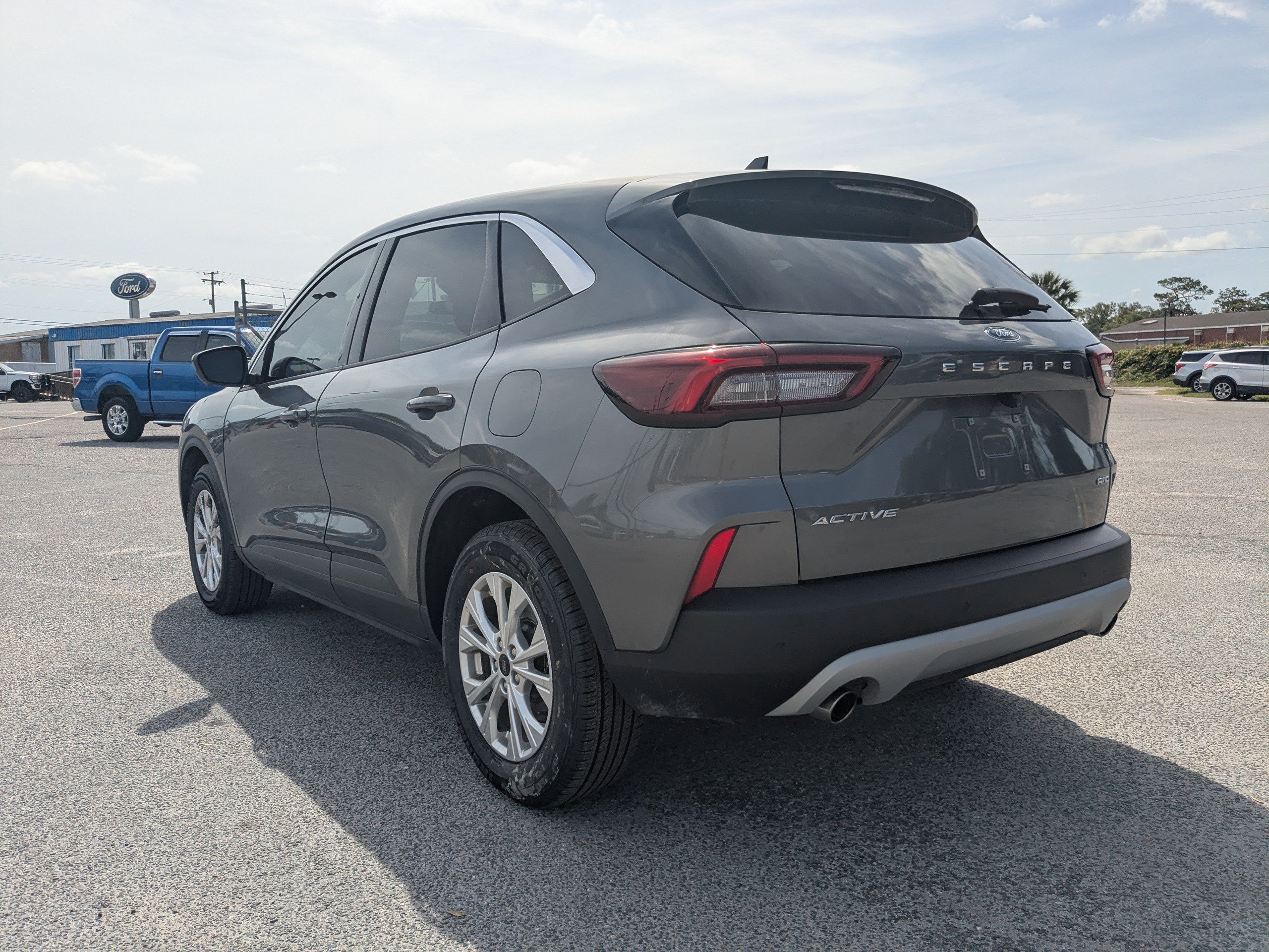 Certified 2023 Ford Escape Active w/ Tech Pack #2 AWD/4WD image 6
