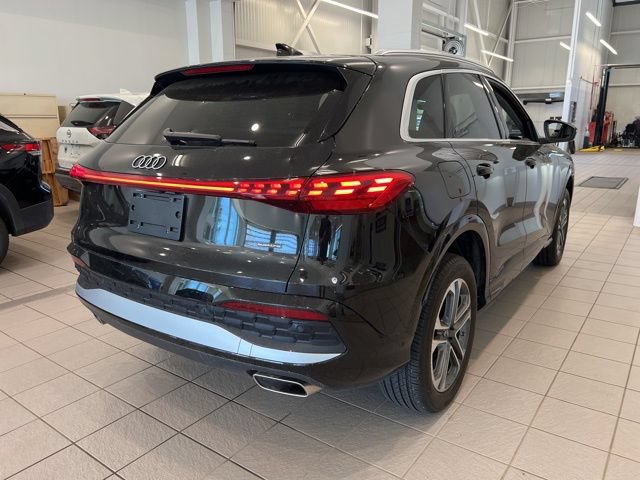 Used 2025 Audi Q5 Premium w/ Convenience Package AWD/4WD image 7