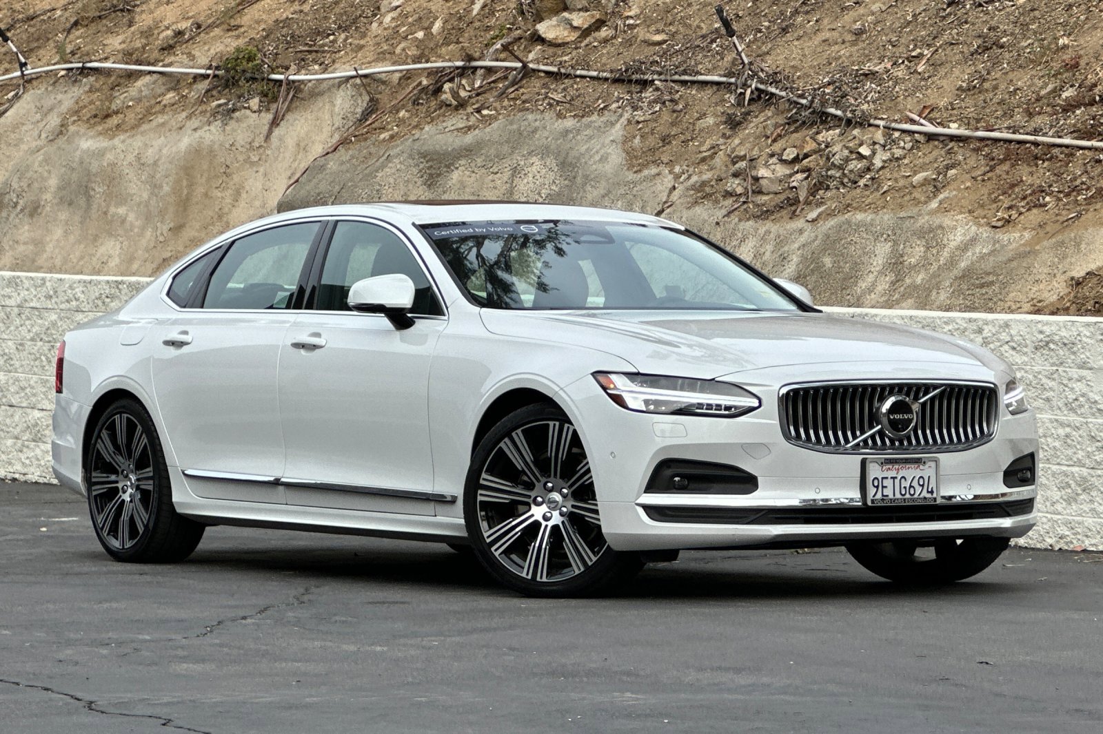 Certified 2023 Volvo S90 B6 Plus w/ Protection Package Premier image 2