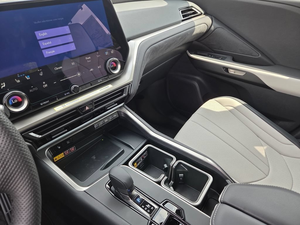 New 2026 Lexus TX 500h AWD image 37