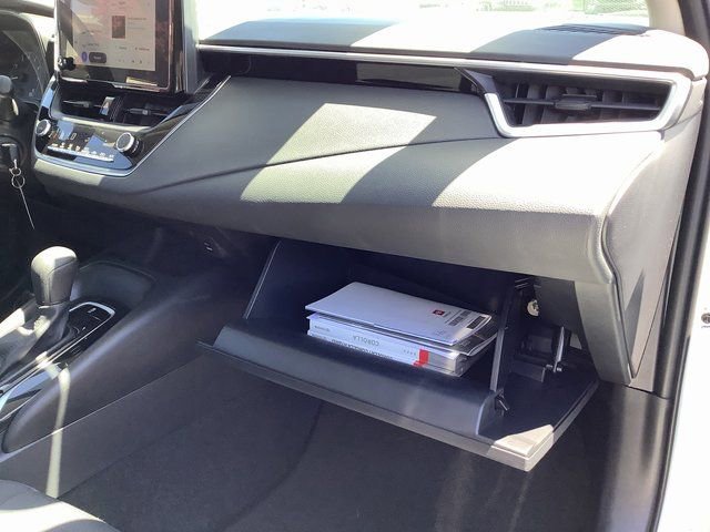 Used 2023 Toyota Corolla LE image 39