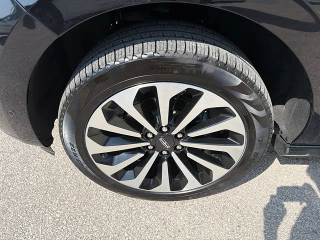 Used 2023 Lincoln Navigator L Reserve AWD/4WD image 36
