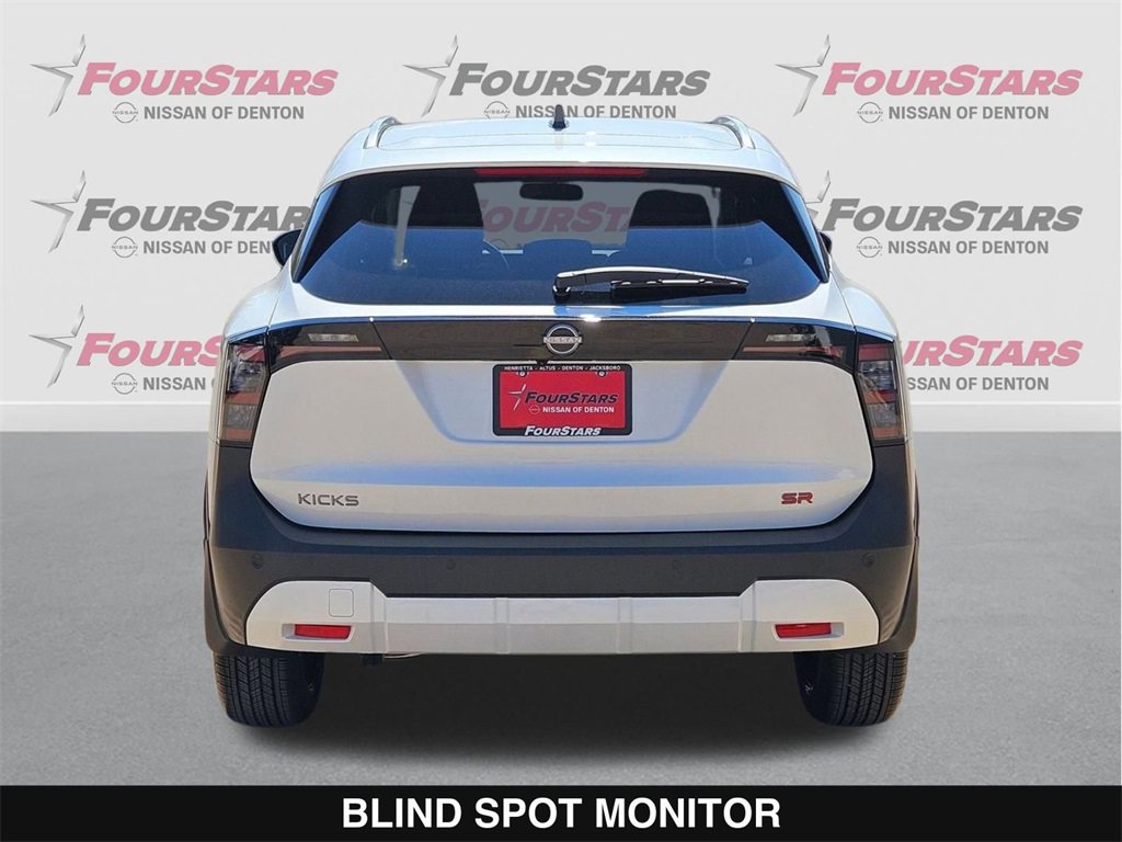 New 2026 Nissan Kicks SR w/ SR Premium Package image 5