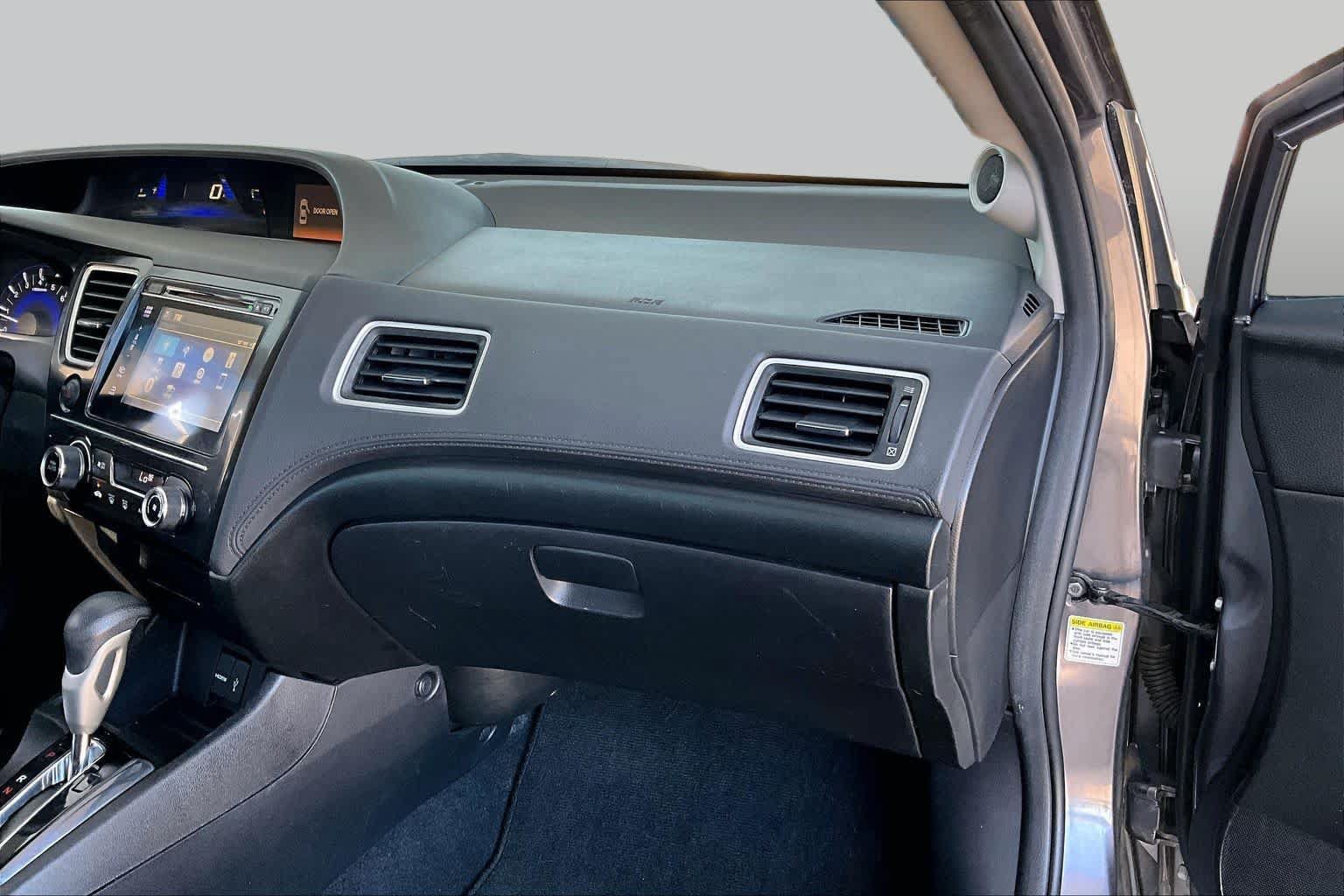 Used 2015 Honda Civic SE image 18