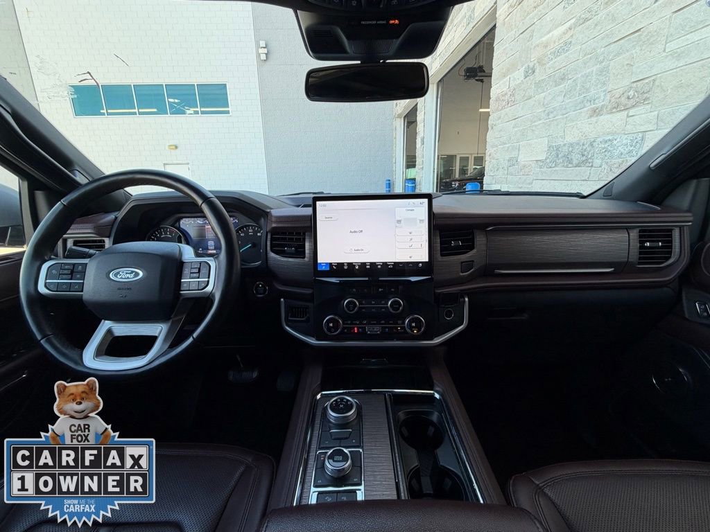Used 2024 Ford Expedition Limited image 27