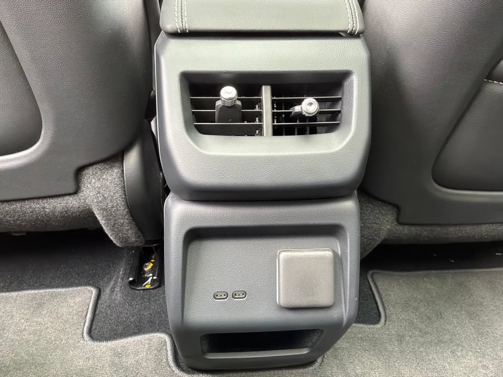 New 2027 Cadillac Optiq Luxury AWD/4WD image 35