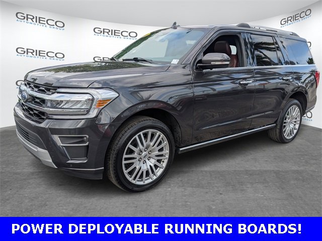 Used 2024 Ford Expedition Limited image 3