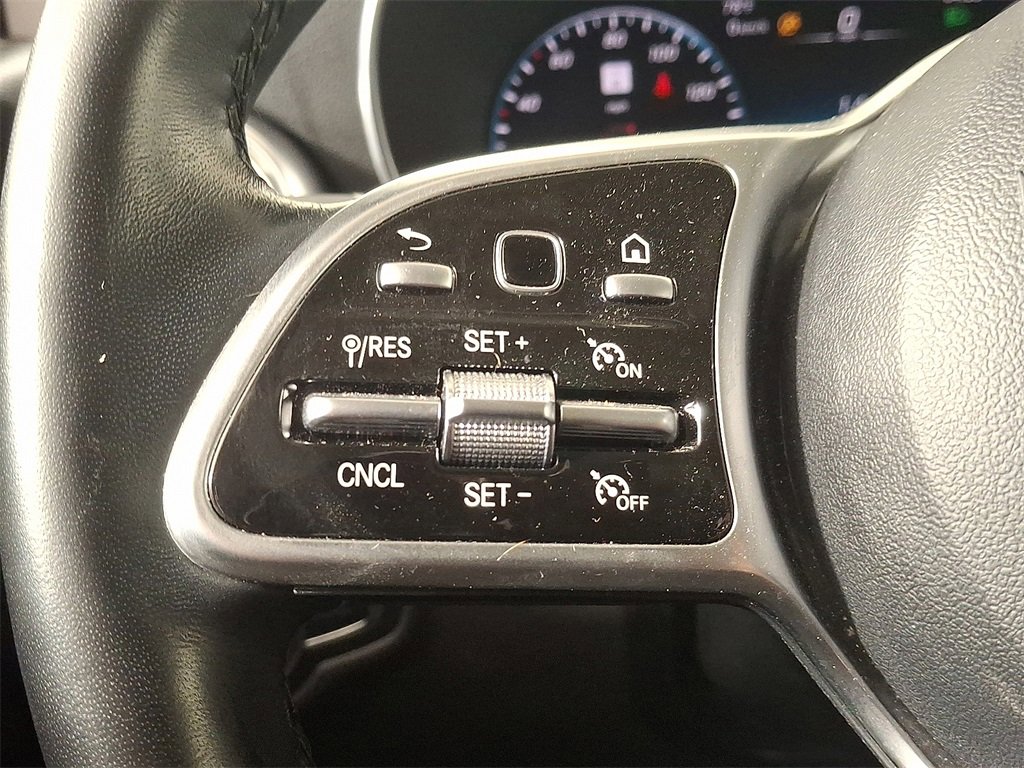 Used 2022 Mercedes-Benz GLC 300 4MATIC image 22