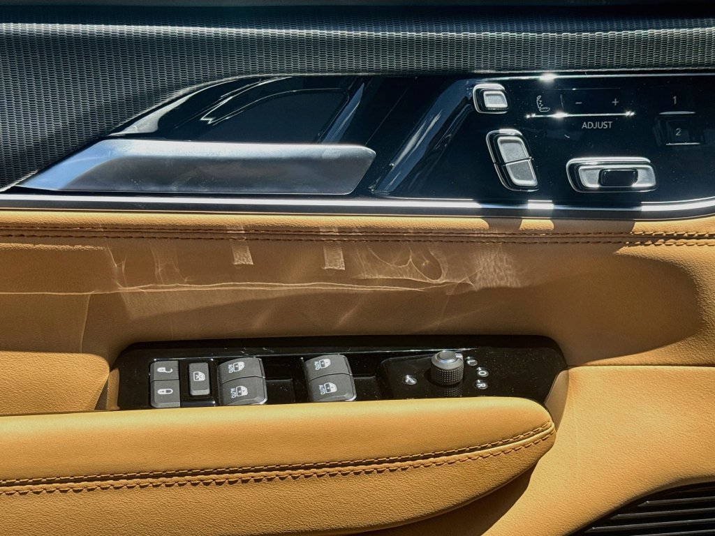 New 2026 Jeep Grand Wagoneer Summit AWD/4WD image 18