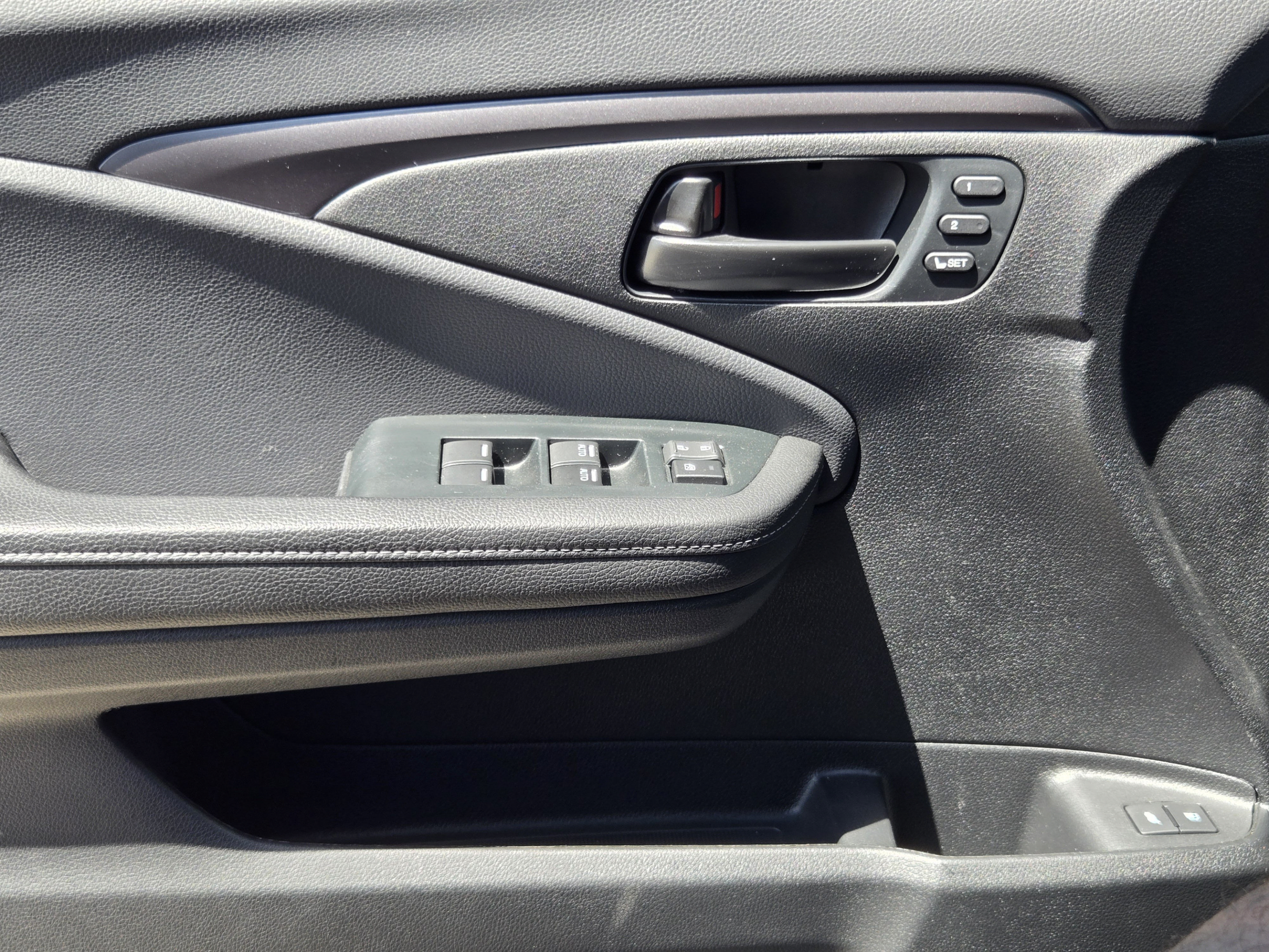 Certified 2023 Honda Passport EX-L image 21