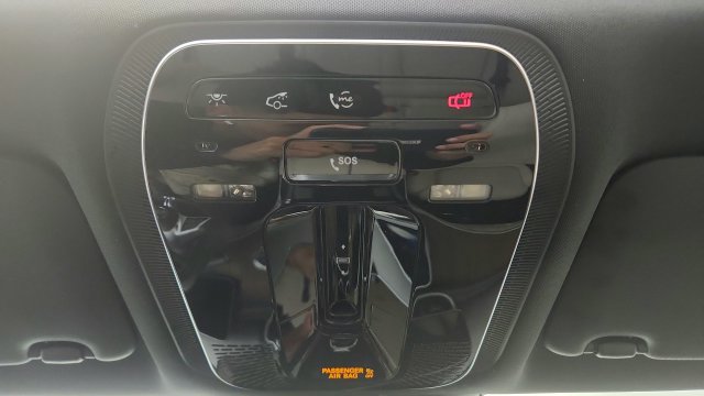 Used 2025 Mercedes-Benz C 300 Sedan image 79