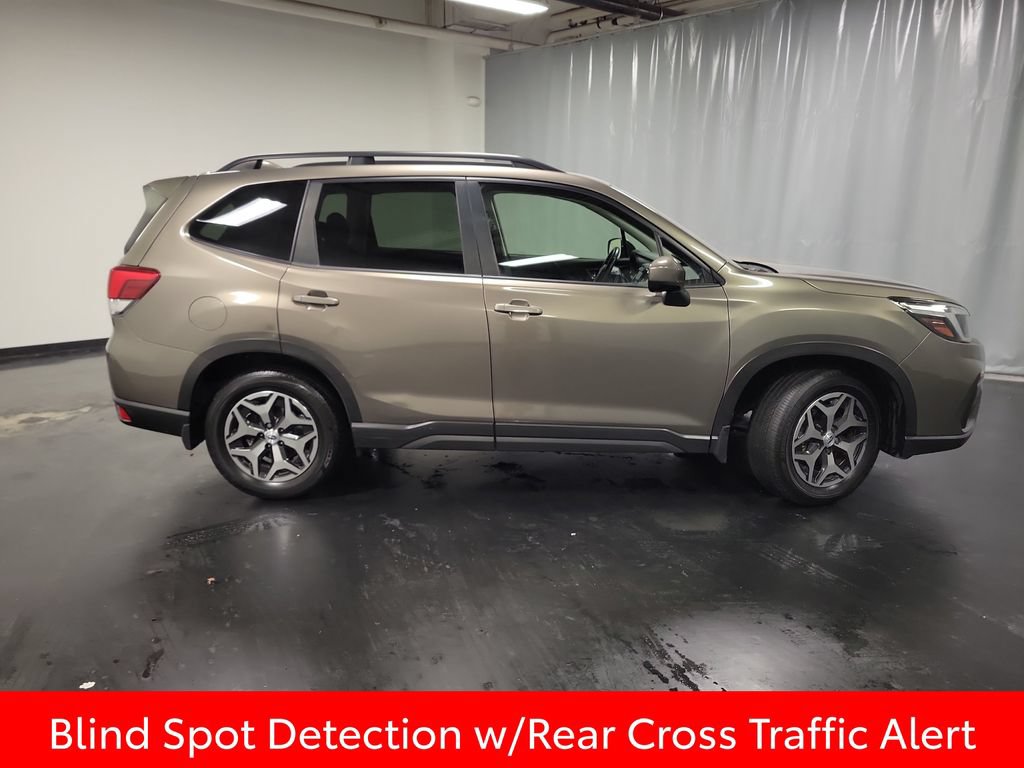 Used 2019 Subaru Forester Premium AWD/4WD image 9