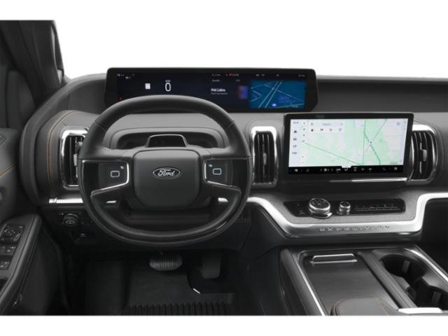 Used 2025 Ford Expedition Tremor image 6