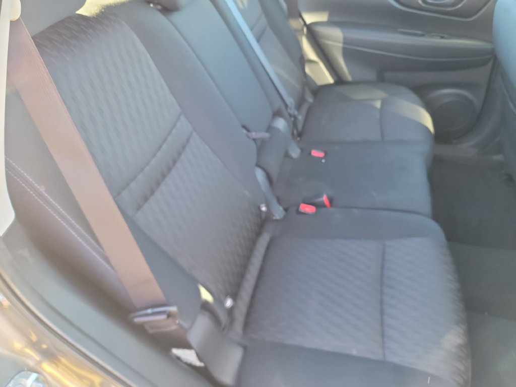 Used 2020 Nissan Rogue S AWD/4WD image 26