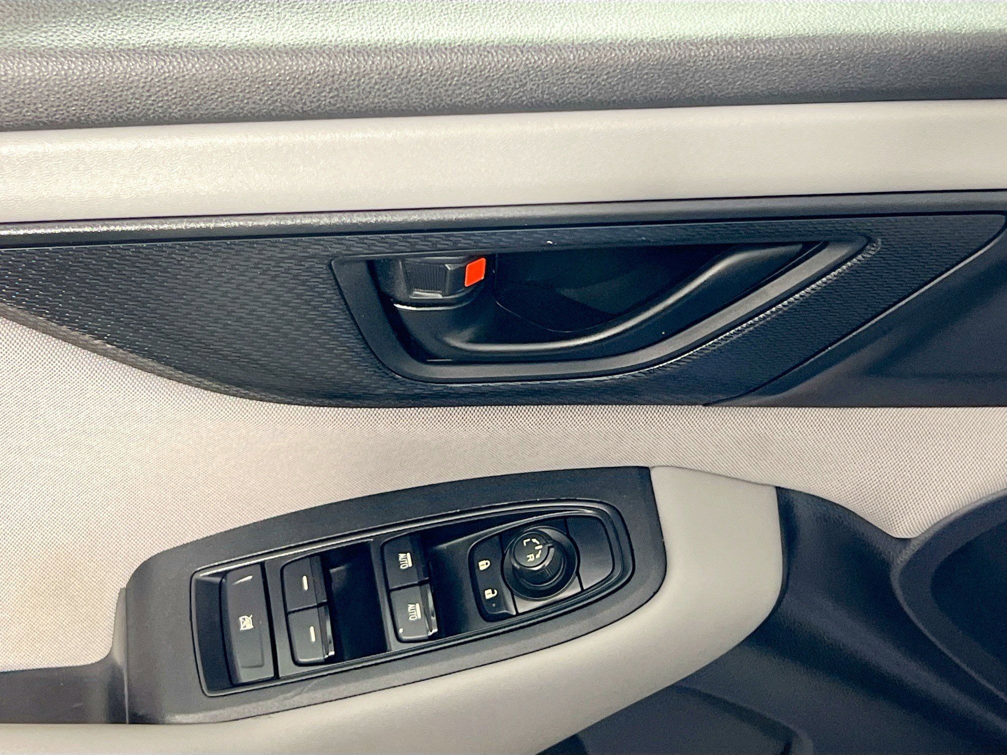 Used 2020 Subaru Legacy w/ Alloy Wheel Package image 16